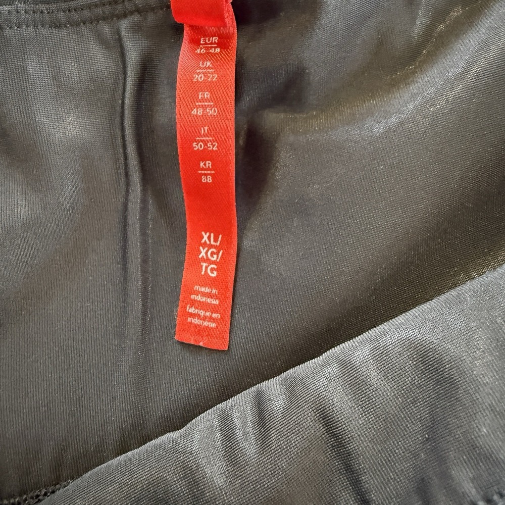 SPANX 2437 Faux Leather Leggings Black XL Womens Regular High Rise Slimming EUC - Picture 2 of 4